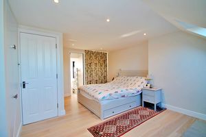 Photo 15- click for photo gallery